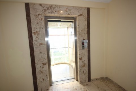 2+1 Lejlighed  i Mahmutlar, Antalya, Tyrkiet Nr. 142524 - 18