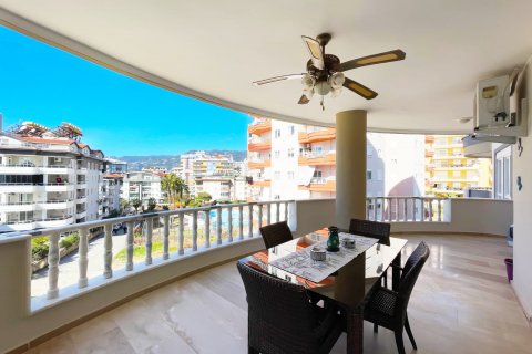 2+1 Lägenhet i Alanya, Antalya, Turkiet Nr. 111395 - 8