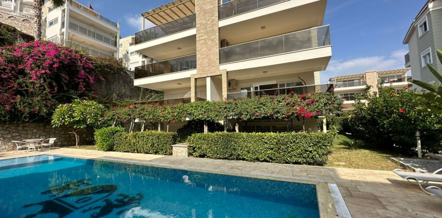 3+1 Penthouse  in Konakli, Antalya, Turkey No. 145523