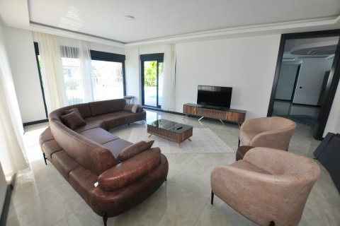 6+2 Villa in Kargicak, Alanya, Antalya, Türkei Nr. 117915 - 5