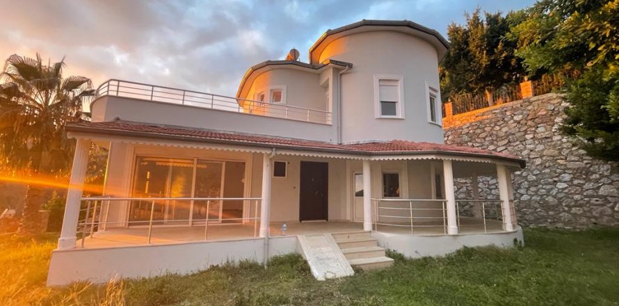 3+1 Villa in Tepe, Alanya, Antalya, Turkey No. 117573