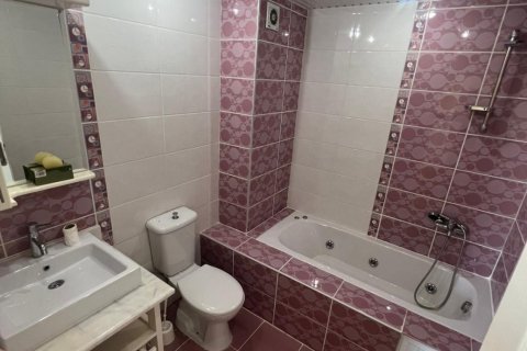 2+1 Leilighet  i Mahmutlar, Antalya, Tyrkia Nr. 144336 - 12
