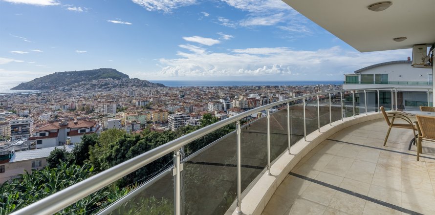 4+1 Penthouse in Alanya, Antalya, Turkey No. 146764