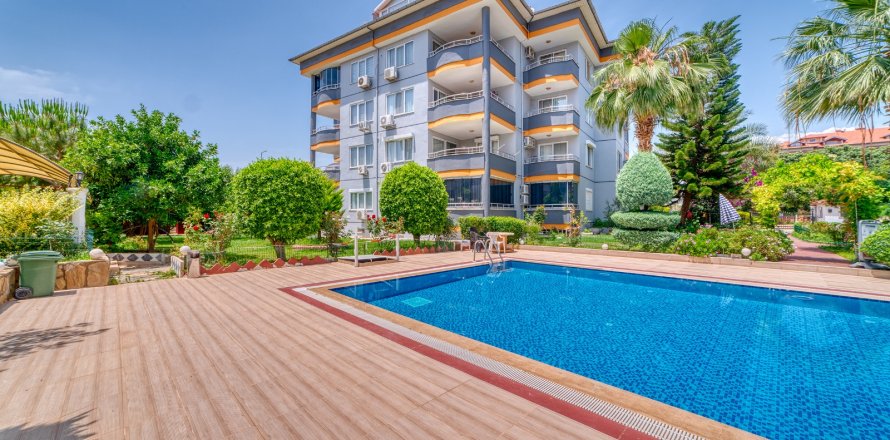 2+1 Lägenhet i Oba, Antalya, Turkiet Nr. 134866