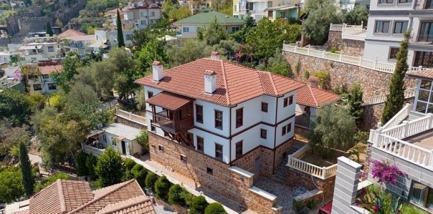 9+2 Villa i Alanya, Antalya, Turkiet Nr. 130517