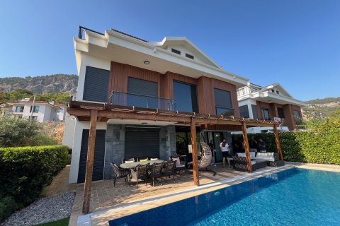 4+1 Villa  i Gocek, Mugla, Turkiet Nr. 194008