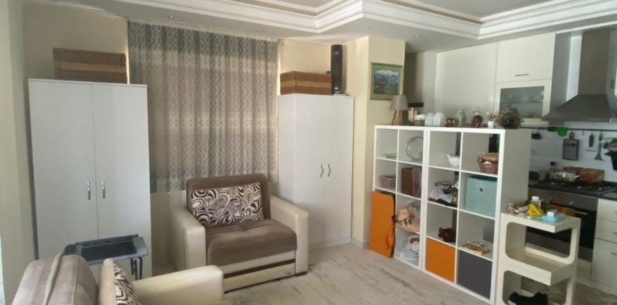 Daire  1+1  Oba, Antalya, Türkiye №133898