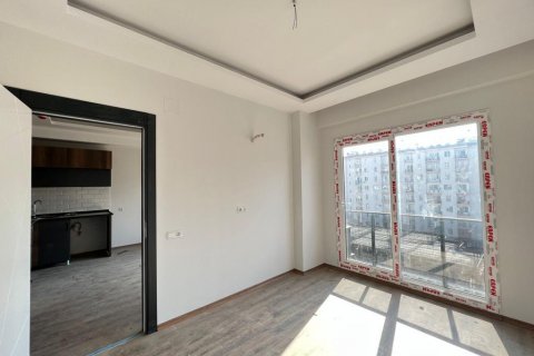 Продажа квартиры в Мерсине, Турция 1+1, 57м2, №142034 – фото 4