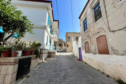2+1 Apartment  in Cesme, Izmir, Turkey No. 144227