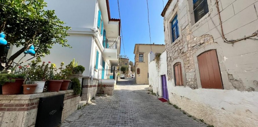 آپارتمان در Cesme ، ترکیه 2 خوابه ، 85 متر مربع. شماره 144227
