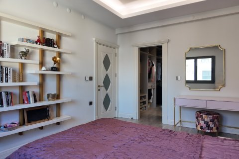 Продажа квартиры в Измире, Турция 4+1, 328м2, №184421 – фото 3