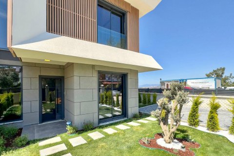 Villa  4+1  Kuşadası, Aydın, Türkiye №135190 - 4