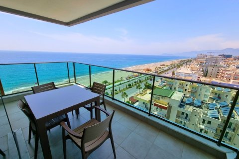 1+1 Lägenhet i Euro Residence 20, Mahmutlar, Antalya, Turkiet Nr. 120879