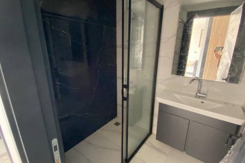 Продажа квартиры в Мерсине, Турция 2+1, 90м2, №139392 – фото 5
