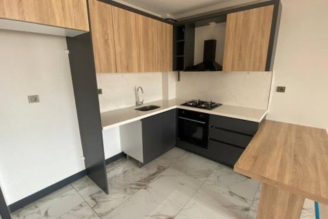 Продажа квартиры в Мерсине, Турция 2+1, 90м2, №139392 – фото 4