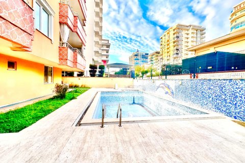 2+1 Lejlighed  i Mahmutlar, Antalya, Tyrkiet Nr. 117033