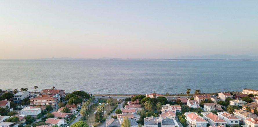 Villa  7+2  İzmir, Türkiye №143015