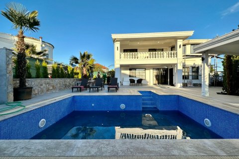 ویلا در Turkler،  Alanya ، ترکیه 4 خوابه ، 220 متر مربع.  شماره 130551 - 3