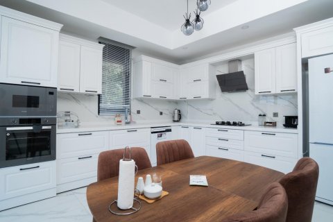 Villa for sale  in Kemer, Antalya, Turkey, 4 bedrooms, 350m2, No. 184855 – photo 11