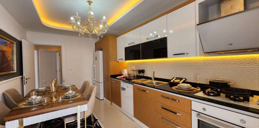 3+1 Apartment in Mahmutlar, Antalya, Turkey No. 114006
