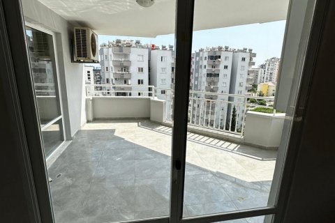Apartment for sale in Mersin, Turkey, 3 bedrooms, 180m2, No. 147253 – photo 9