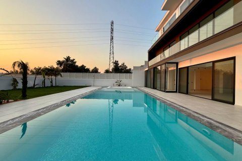 Villa for sale  in Oludeniz, Fethiye, Mugla, Turkey, 4 bedrooms, 330m2, No. 206947 – photo 5