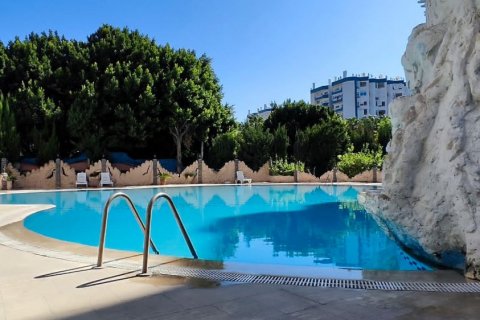 Apartment for sale in Mersin, Turkey, 3 bedrooms, 200m2, No. 153272 – photo 22