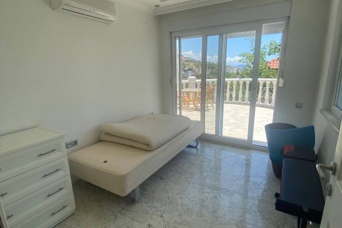 ویلا در Alanya ، ترکیه 2 خوابه ، 140 متر مربع. شماره 120716 - 15