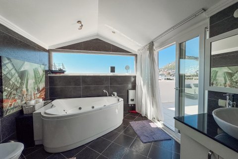 3+1 Takvåning  i Alanya, Antalya, Turkiet Nr. 210348 - 18