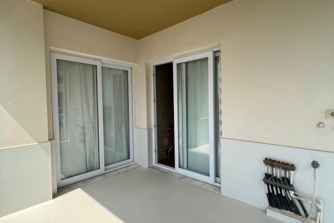 آپارتمان در Mersin ، ترکیه 3 خوابه ، 130 متر مربع. شماره 132828 - 11