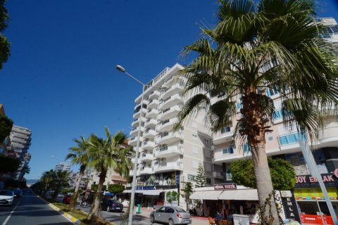 2+1 Lejlighed  i Mahmutlar, Antalya, Tyrkiet Nr. 147117