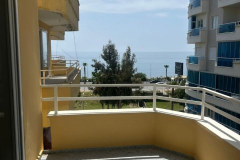 2+1 Apartment in Mahmutlar, Antalya, Turkey No. 117729