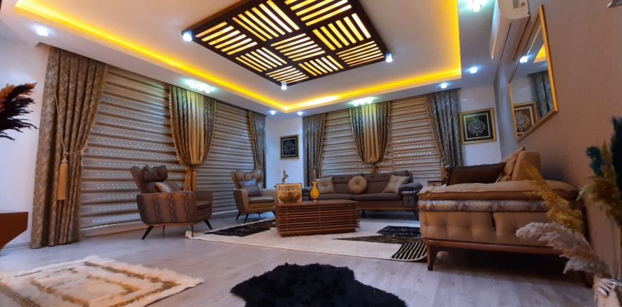 3+1 Lägenhet i Mahmutlar, Antalya, Turkiet Nr. 145399