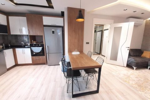 2+1 Lägenhet i Mersin, Turkiet Nr. 134457 - 2