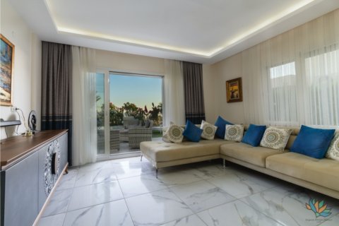 3+1 Villa  i Akbuk, Aydin, Tyrkiet Nr. 117759 - 11