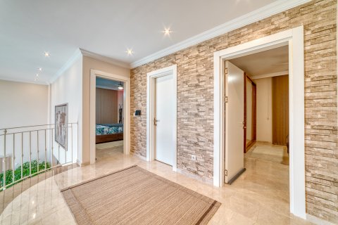 Villa for sale  in Avsallar, Antalya, Turkey, 3 bedrooms, 220m2, No. 142634 – photo 10