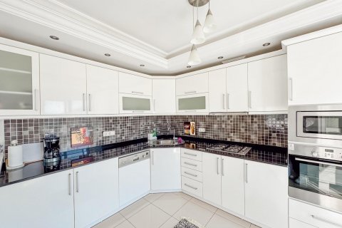 3+1 Takvåning  i Alanya, Antalya, Turkiet Nr. 210348 - 10