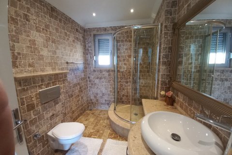 4+1 Villa i Alanya, Antalya, Tyrkia Nr. 133882 - 24