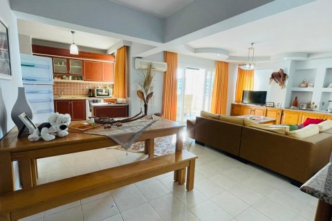 Продажа квартиры в Мерсине, Турция 3+1, 165м2, №146720 – фото 4