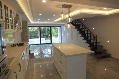4+1 Villa  i Konakli, Antalya, Turkiet Nr. 134850 - 2