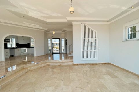 Apartment for sale in Gazipasa, Antalya, Turkey, 5 bedrooms, 300m2, No. 113266 – photo 28