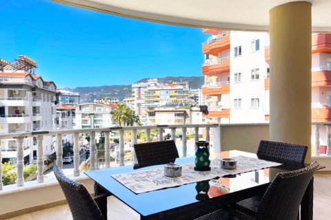 2+1 Lägenhet i Alanya, Antalya, Turkiet Nr. 111395 - 2