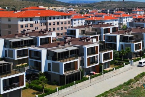 Apartment for sale in Cesme, Izmir, Turkey, 2 bedrooms, 70m2, No. 134146 – photo 3