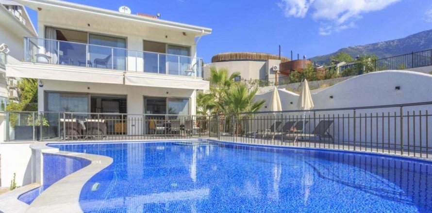 3+1 Villa i Fethiye, Mugla, Tyrkia Nr. 142630