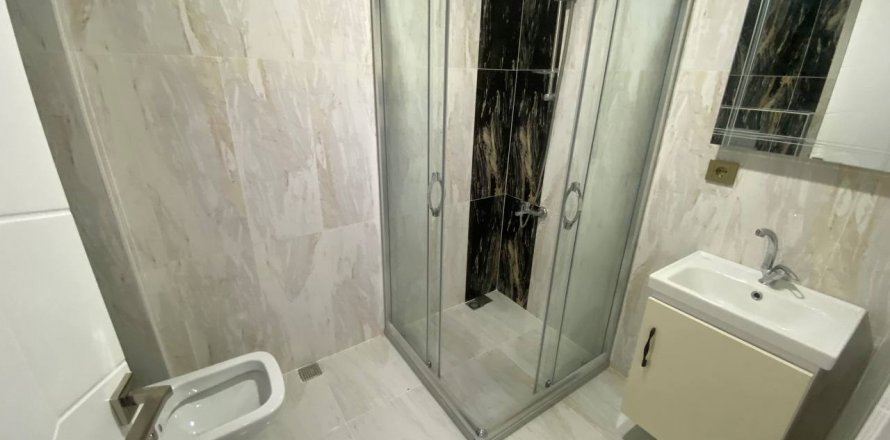 3+1 Lägenhet i Mersin, Turkiet Nr. 133075