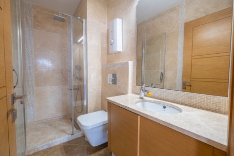 Apartment for sale in Izmir, Turkey, 3 bedrooms, 180m2, No. 144134 – photo 22