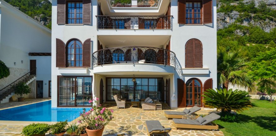 5+2 Villa  in Bektas, Alanya, Antalya, Türkei Nr. 117451