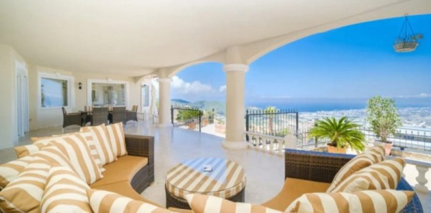 4+2 Villa i Kargicak, Alanya, Antalya, Tyrkiet Nr. 121561