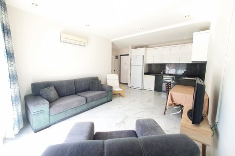 1+1 Lägenhet i Oba, Antalya, Turkiet Nr. 131631 - 3