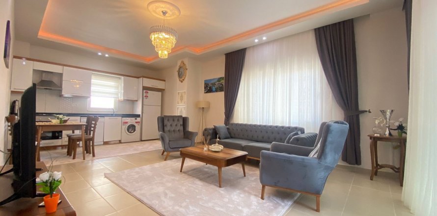 2+1 Lägenhet  i Mahmutlar, Antalya, Turkiet Nr. 134952
